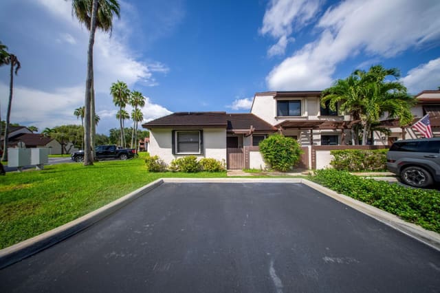9039 SW 133rd Court A, Miami, FL 33186
