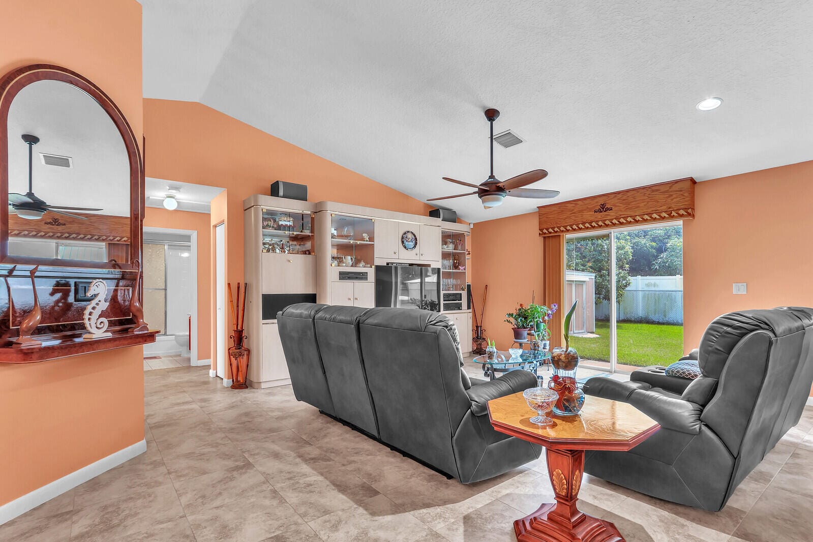 1298 SW Patricia Avenue — photo 4