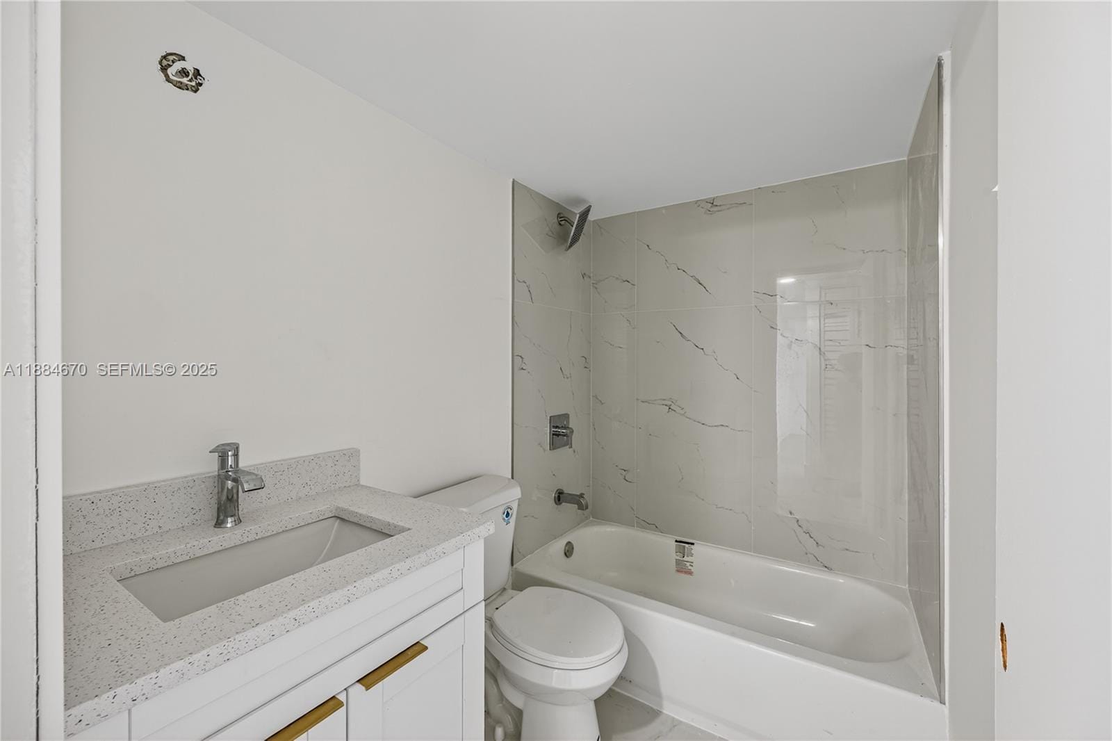 4198 Lakeside Drive 4198 — photo 11