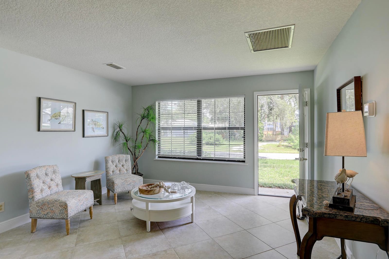 725 Jordan Avenue — photo 10