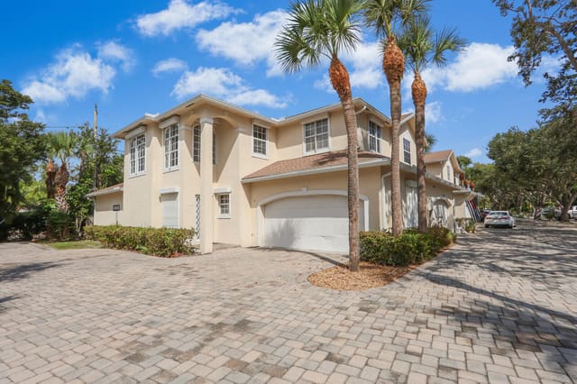 479 Tequesta Drive 1, sold in Armour Manor, Tequesta, FL