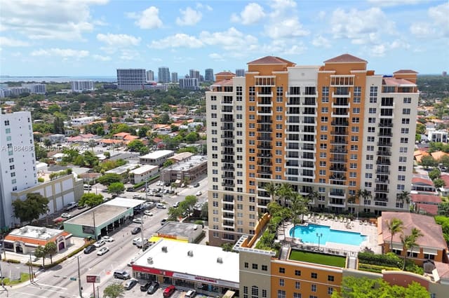 3232 SW 22nd Terrace 1502, Miami, FL 33145