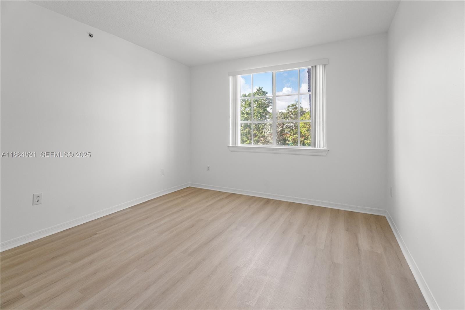 6851 SW 44th Street 309 — photo 11