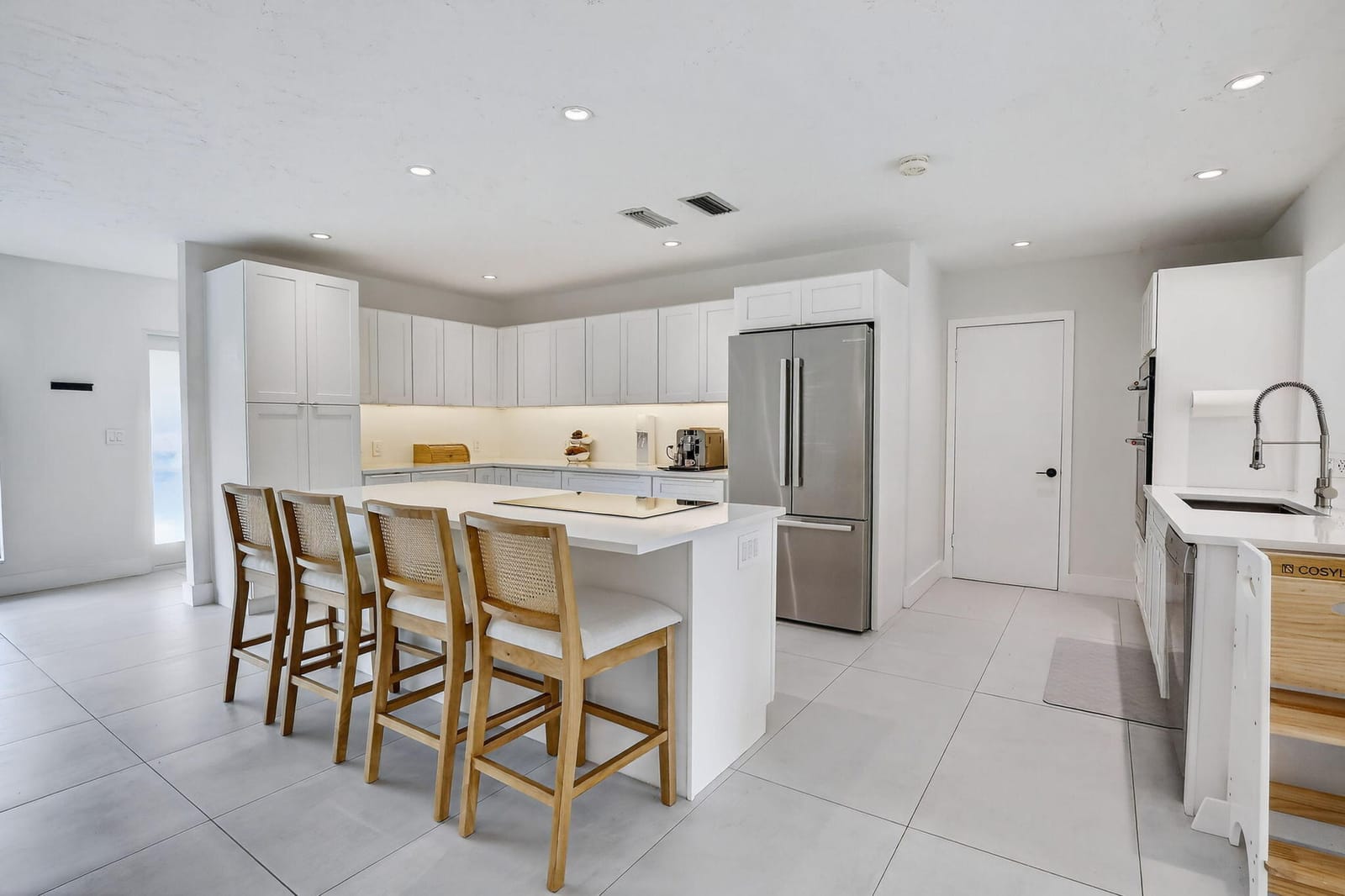 382 S Fig Tree Lane, Plantation, FL 33317 photo 10