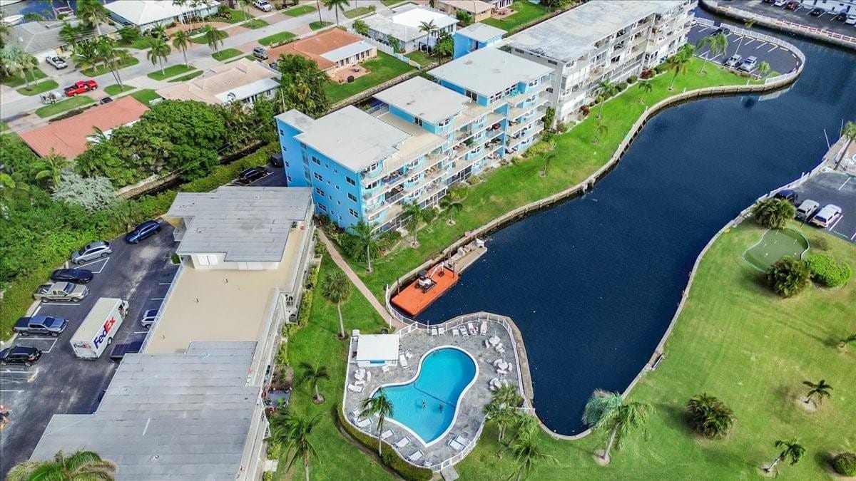 1501 SE 15th Court 402, Deerfield Beach, FL 33441 photo 18