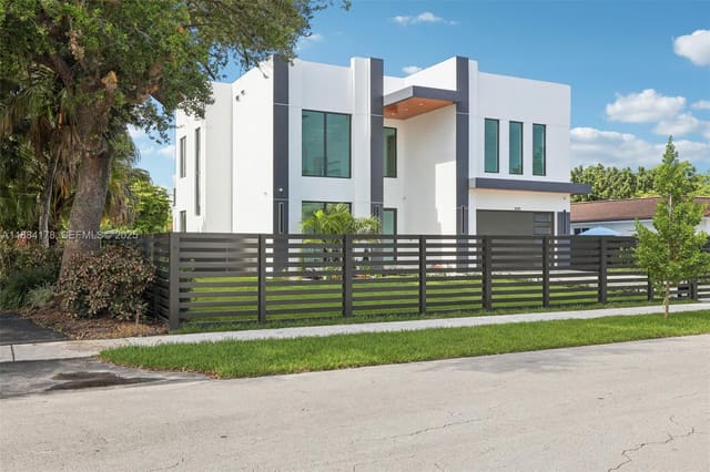 9330 SW 34th Street, sold in Happy Farms Acres 2, Miami, FL