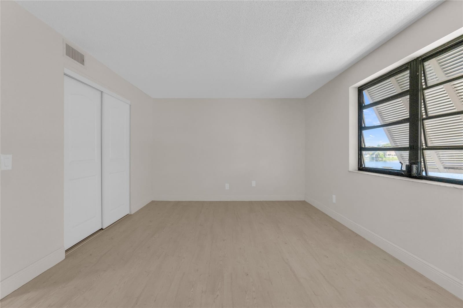 11291 NW 16th Court, Pembroke Pines, FL 33026 photo 13