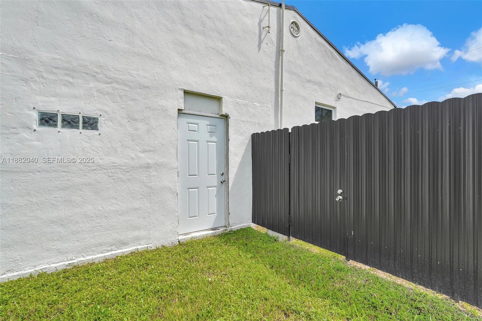 1090 NW 77th Street, Miami, FL 33150 photo 13