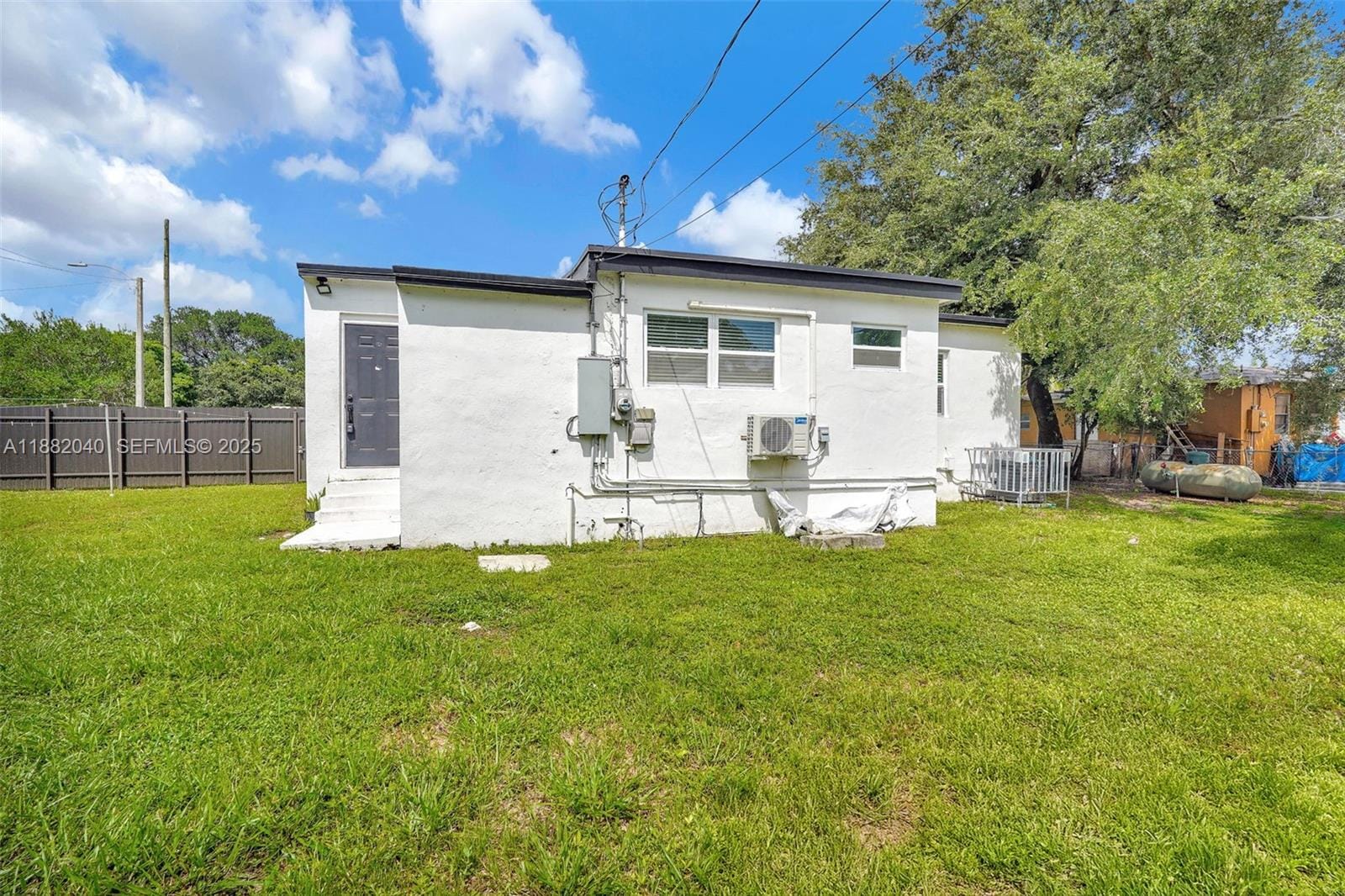 1090 NW 77th Street, Miami, FL 33150 photo 17