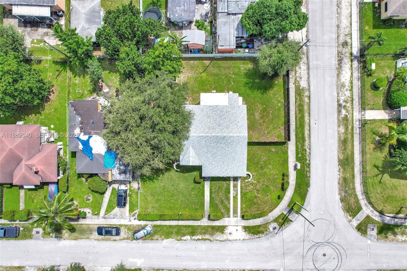 1090 NW 77th Street, Miami, FL 33150 photo 3