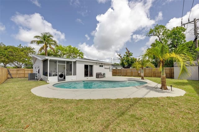 12245 NW 2nd Avenue, North Miami, FL 33168