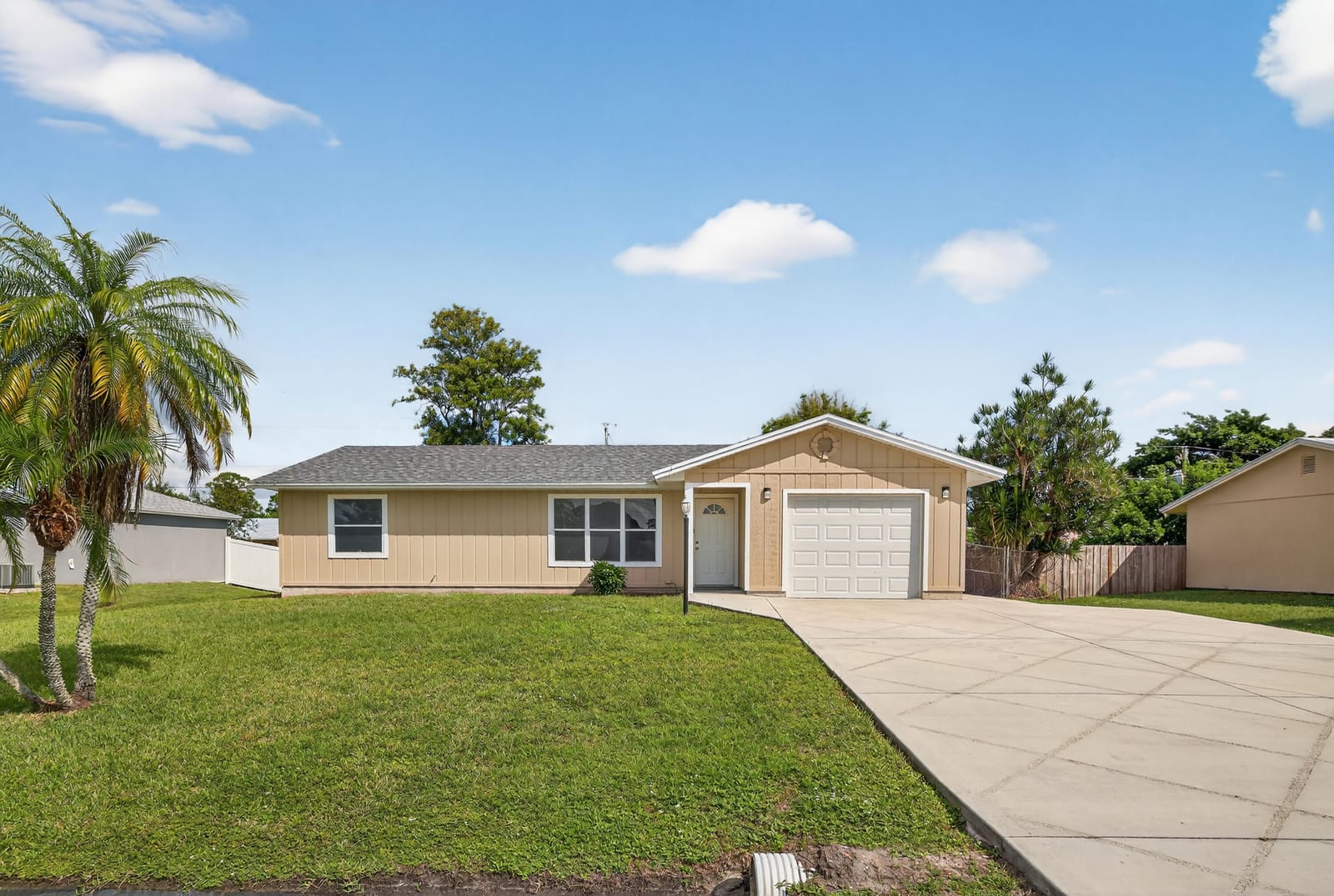 2273 SE Melaleuca Boulevard, Port St. Lucie, FL 34952