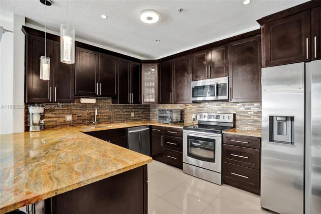 4351 SW 160th Avenue 103, sold in Courtyards Two Condo, Miramar, FL
