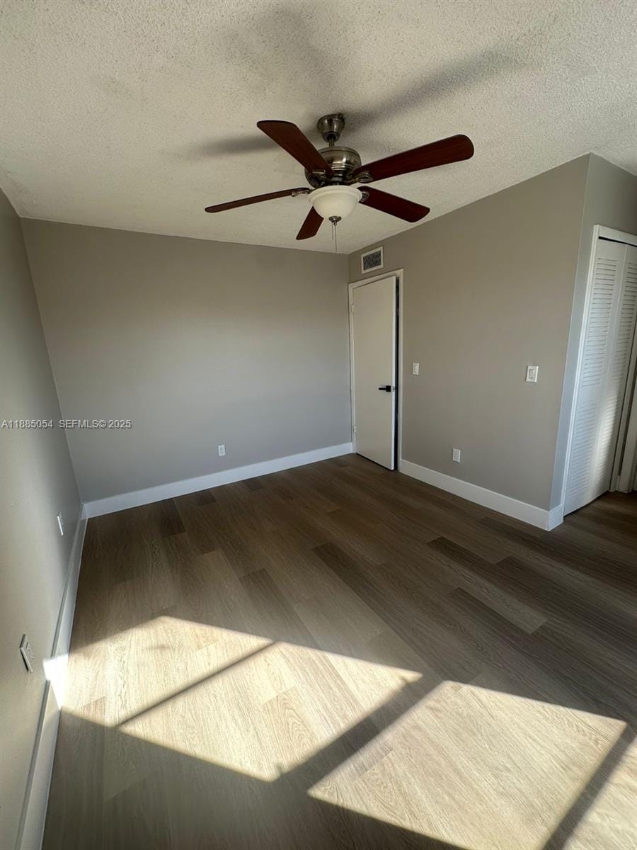 1051 SW 1st Street 303 — photo 12