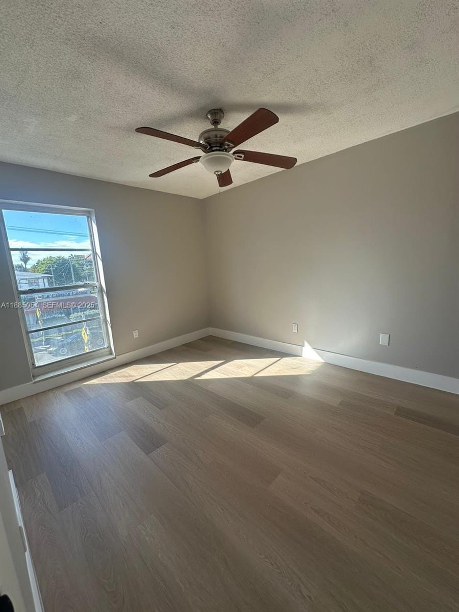 1051 SW 1st Street 303, Miami, FL 33130 photo 14