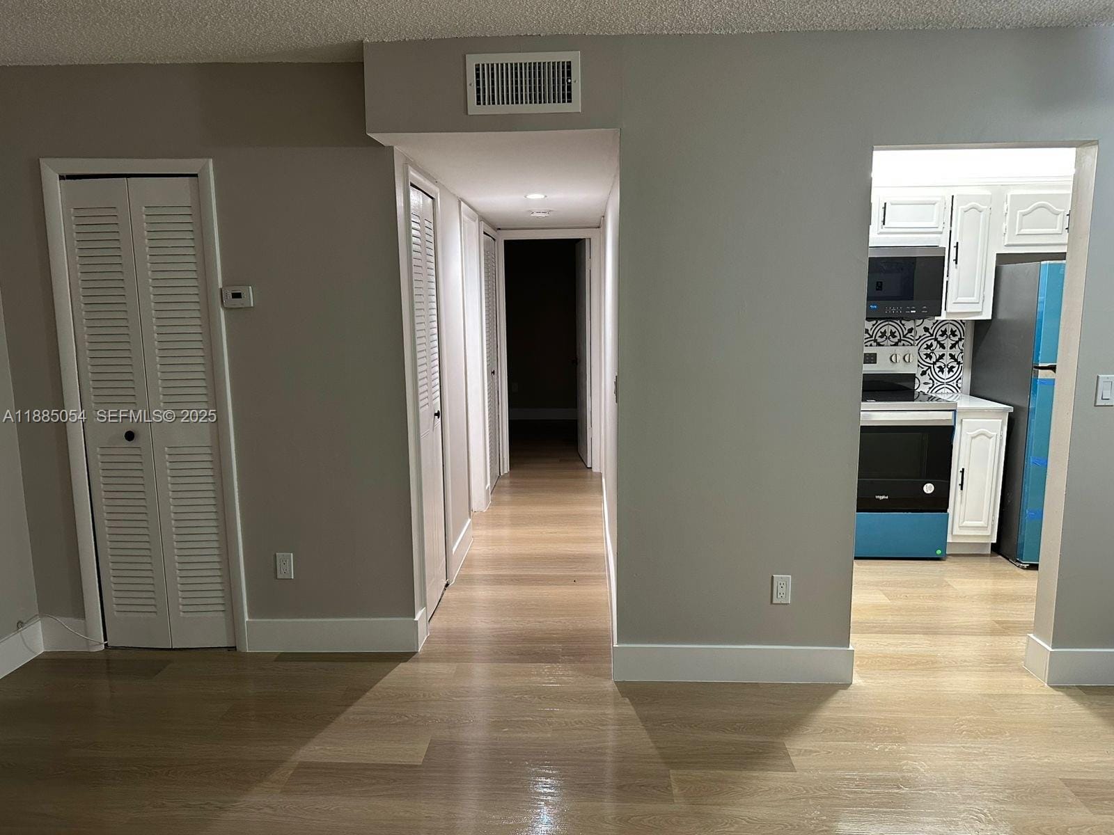 1051 SW 1st Street 303 — photo 6
