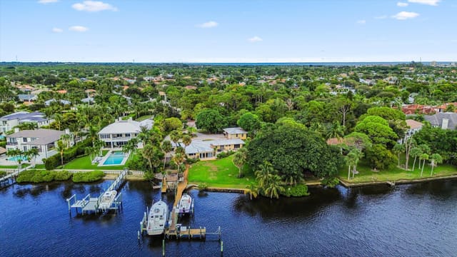 19655 N Riverside Drive, sold in Rivercrest, Jupiter, FL