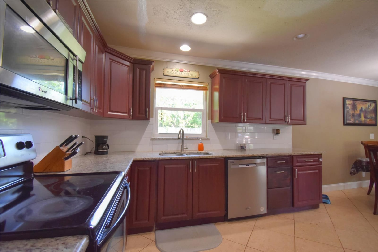 301 SE 12th Street — photo 12
