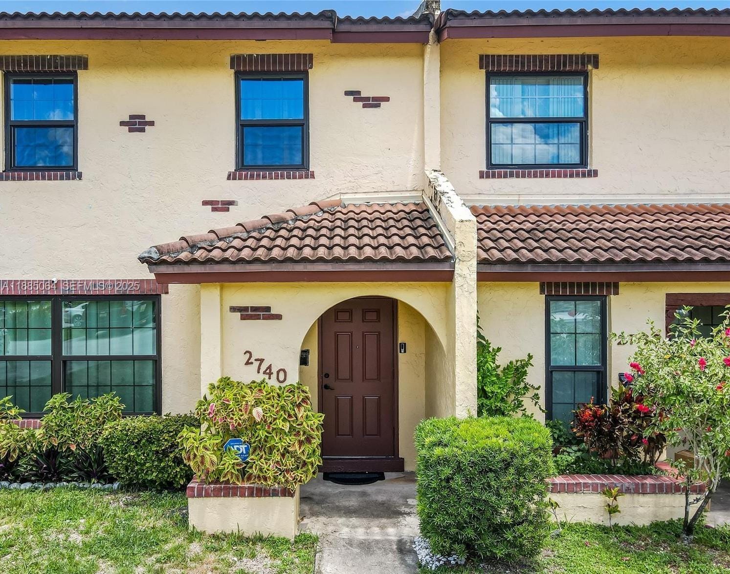 2740 NW 47th Lane 2704, Lauderdale Lakes, FL 33313 photo 2