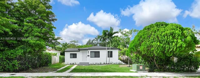 82 NE 117th Street, sold in La Paloma, Sebring, FL