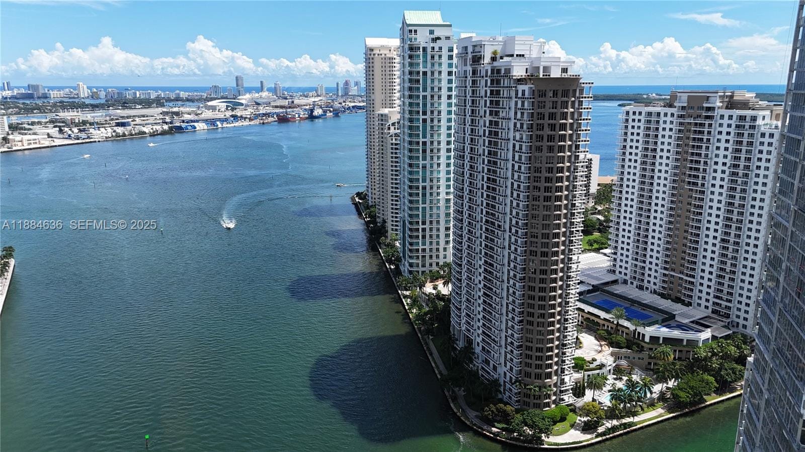 901 Brickell Key Boulevard 3605, Miami, FL 33131 photo 4