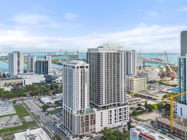 1600 NE 1st Avenue 3719, Miami, FL 33132