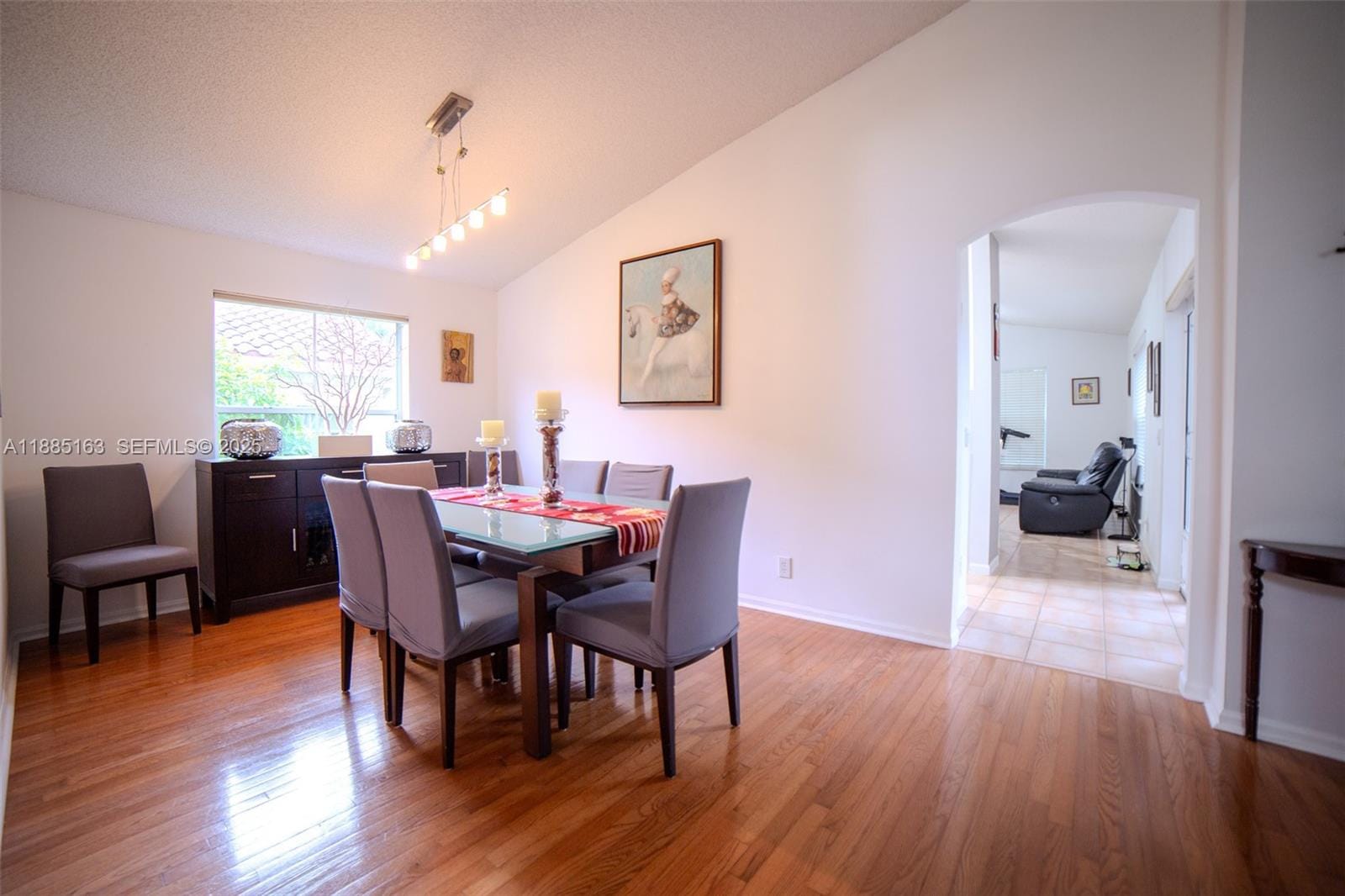 667 Carrington Lane — photo 5