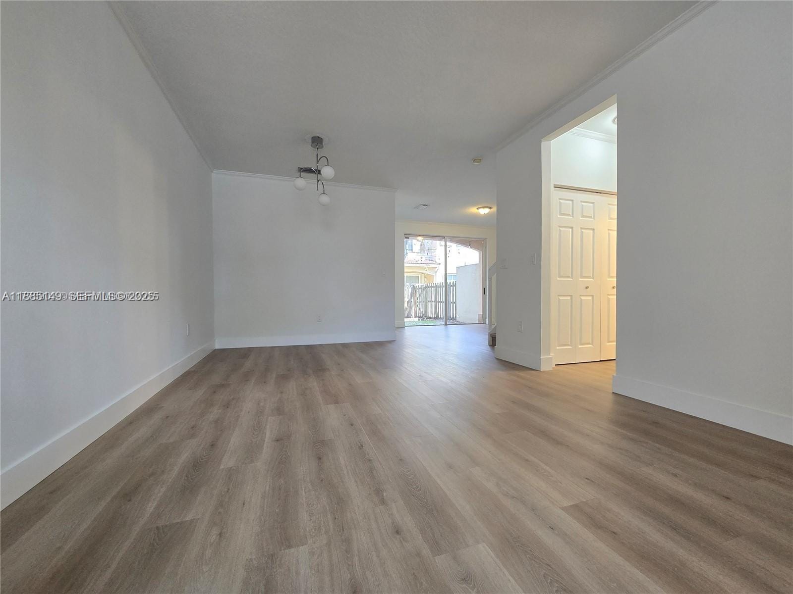 129 Riverwalk Circle 129 — photo 10