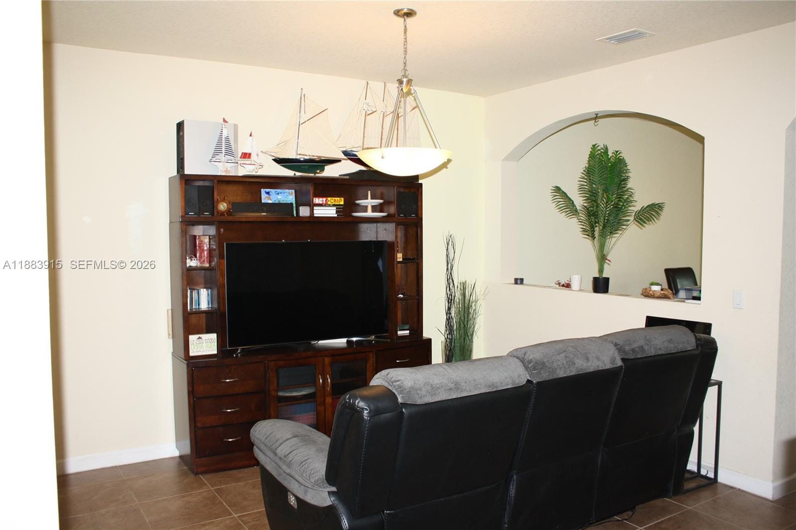 12434 Emerald Creek Manor — photo 9