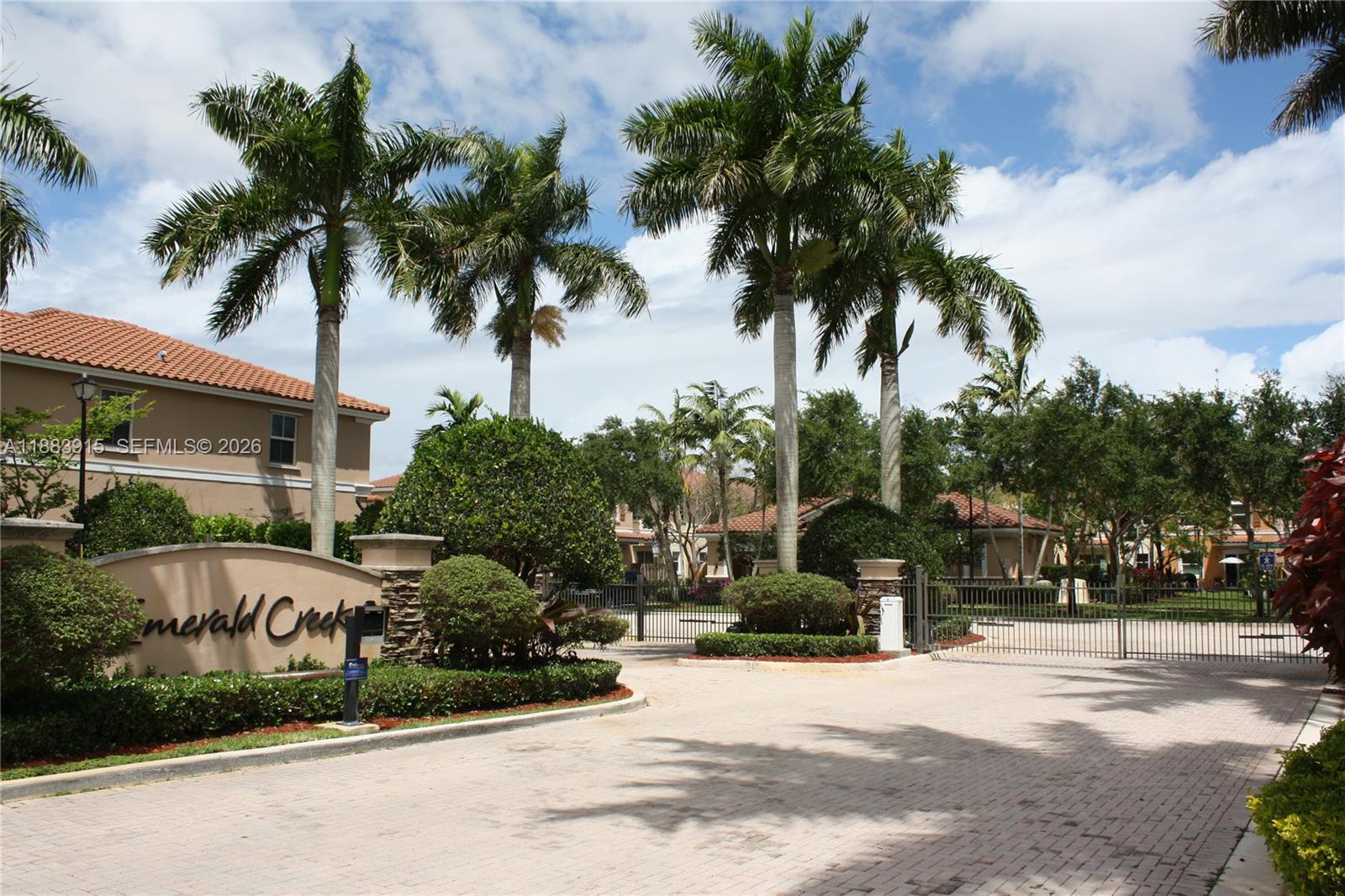 12434 Emerald Creek Manor, Plantation, FL 33325, Plantation