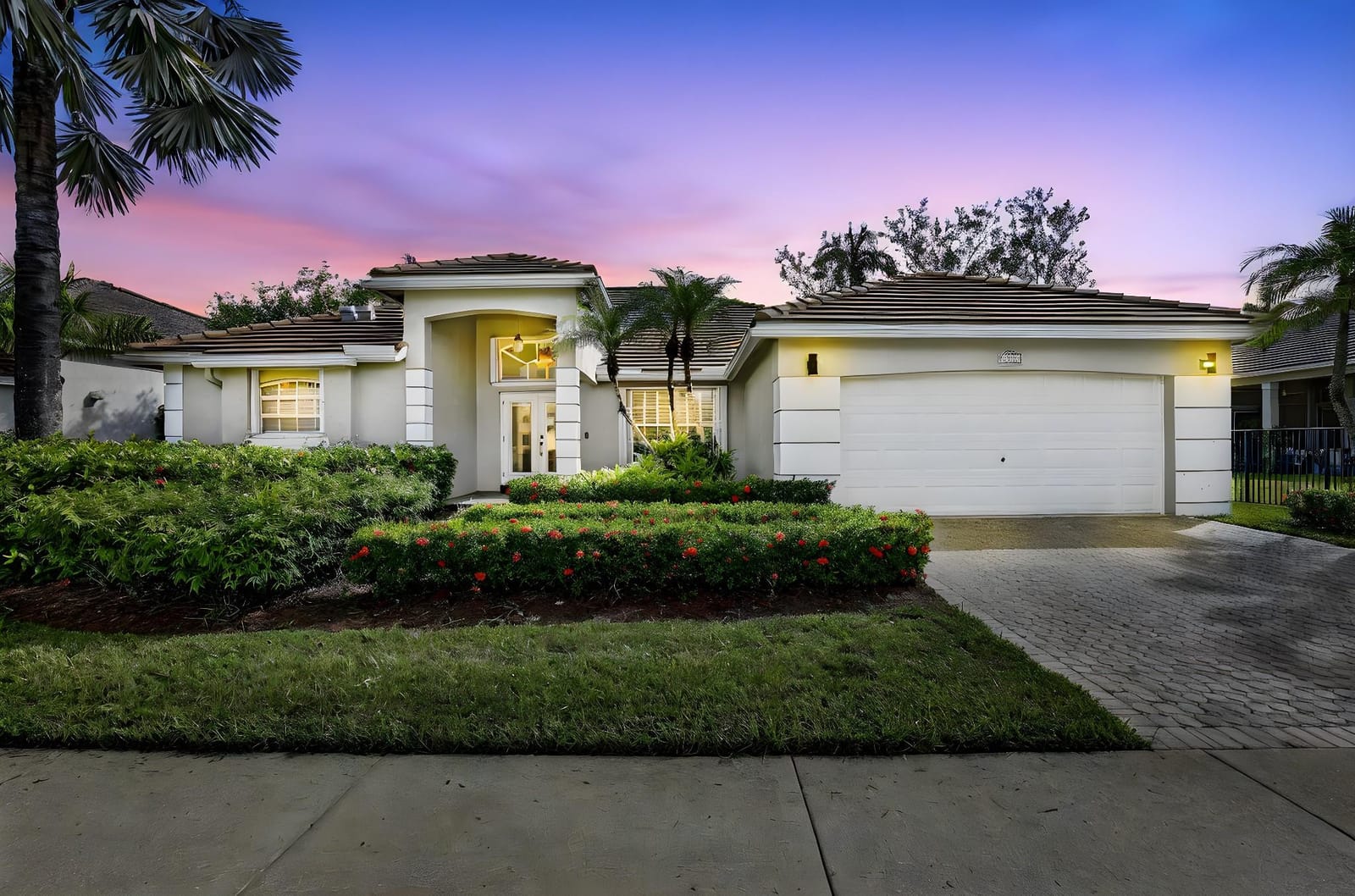 2574 Jardin Court, Weston, FL 33327