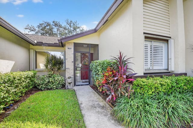 113 Ramblewood Circle, sold in Village Walk, Royal Palm Beach, FL
