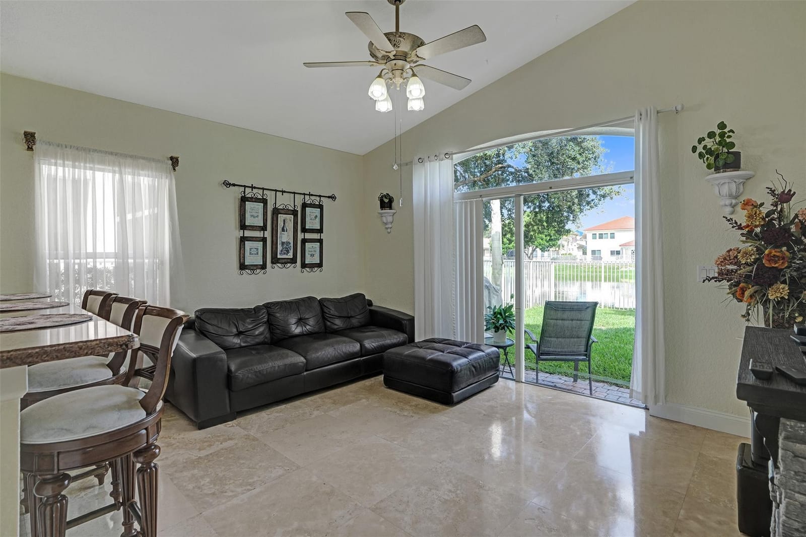 1885 NW 74th Way, Pembroke Pines, FL 33024 photo 23