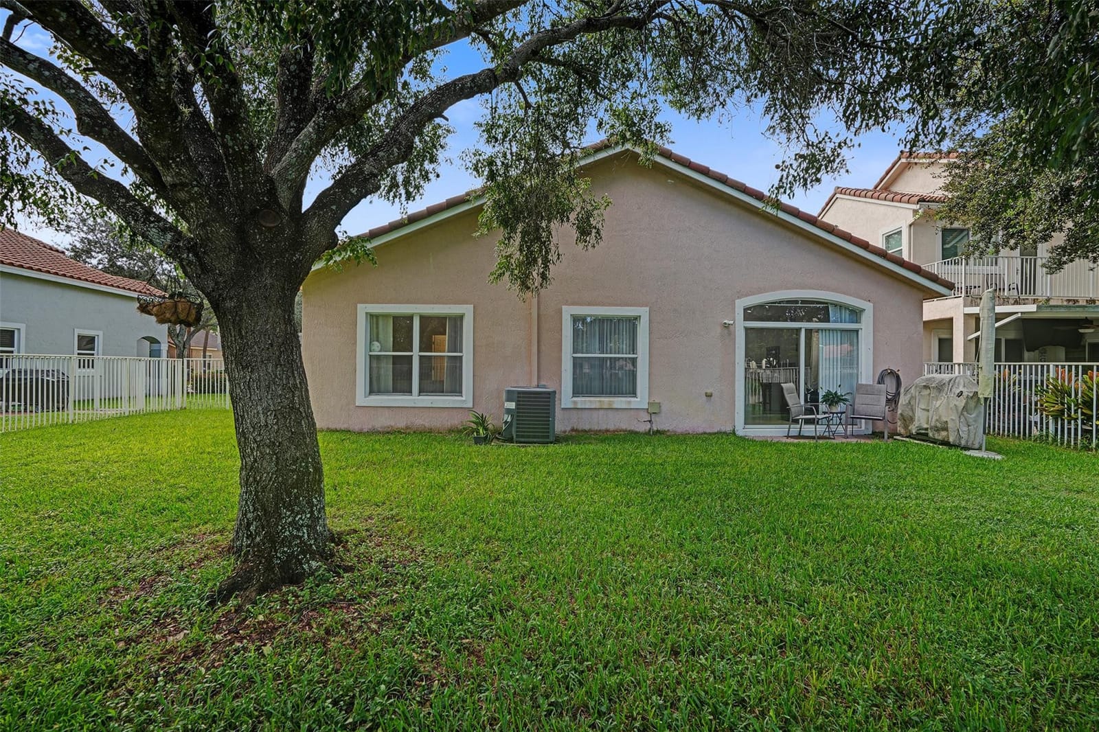 1885 NW 74th Way — photo 7