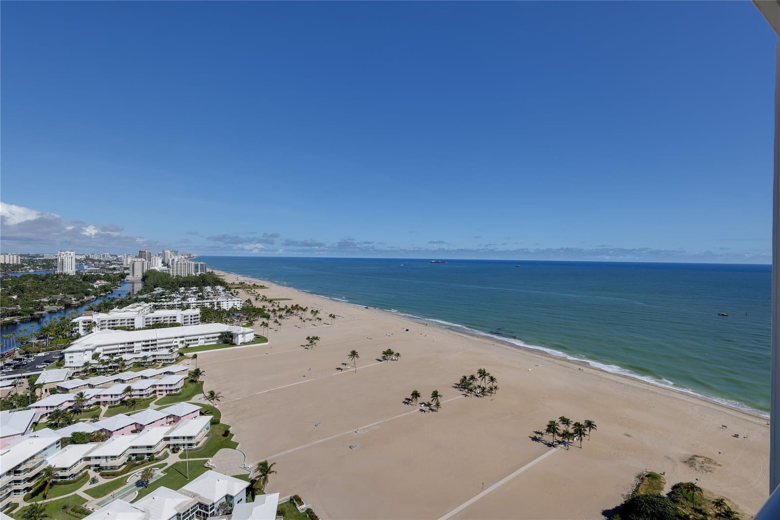 2100 S Ocean Lane 2509ph — photo 2