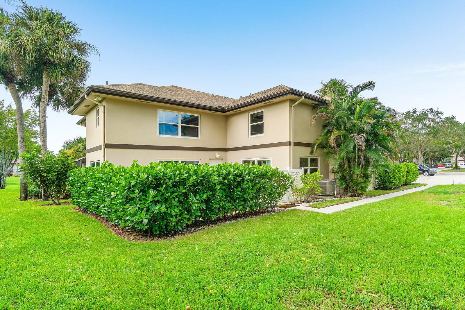 43 Essex Court C, Royal Palm Beach, FL 33411