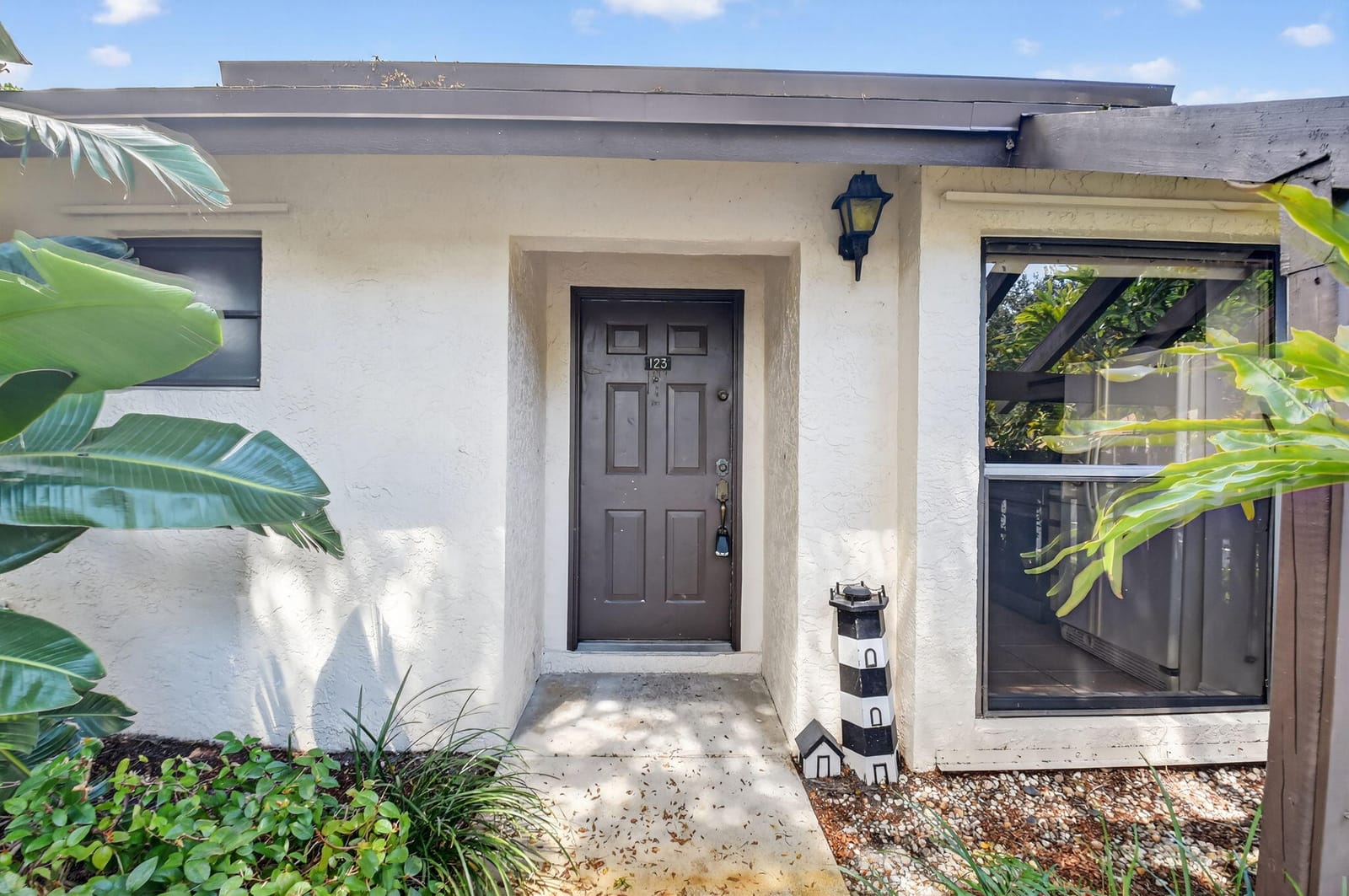 123 Via De Casas Norte, Boynton Beach, FL 33426 photo 1