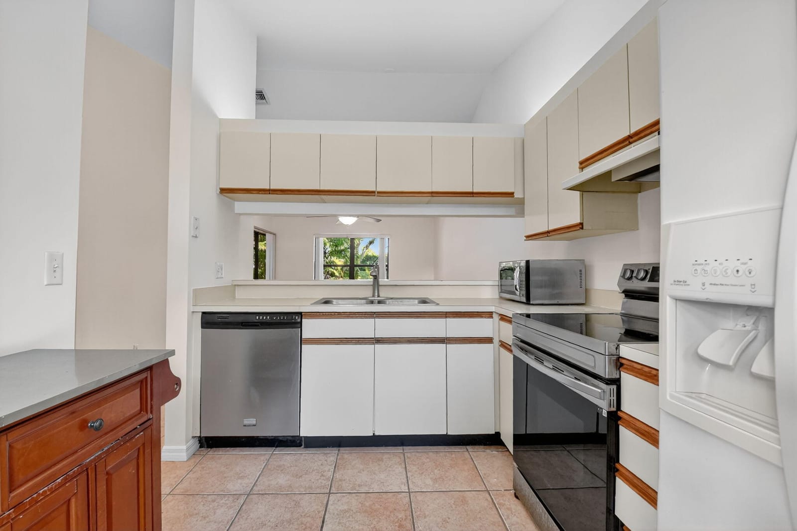 123 Via De Casas Norte, Boynton Beach, FL 33426 photo 14