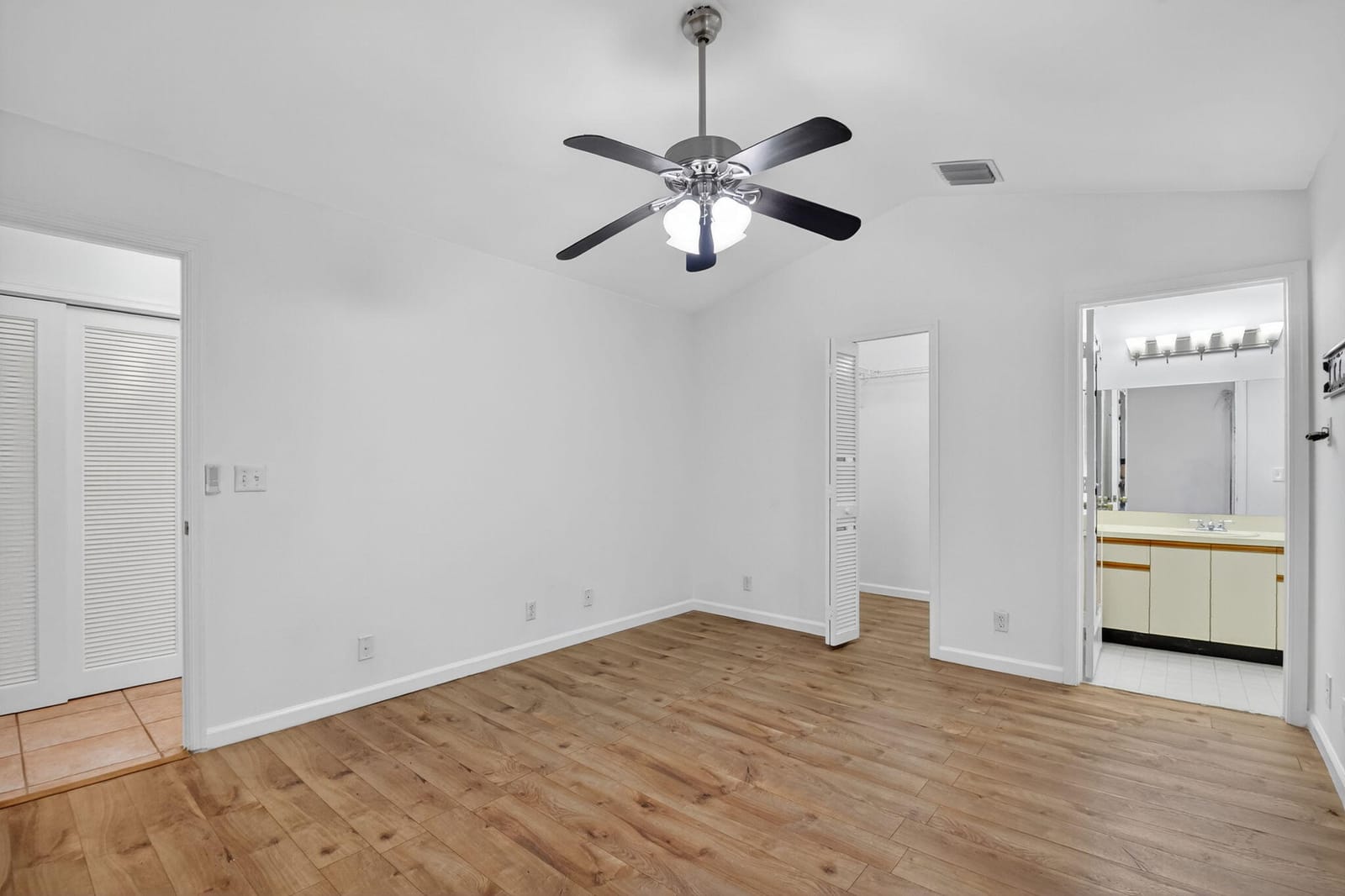 123 Via De Casas Norte, Boynton Beach, FL 33426 photo 21