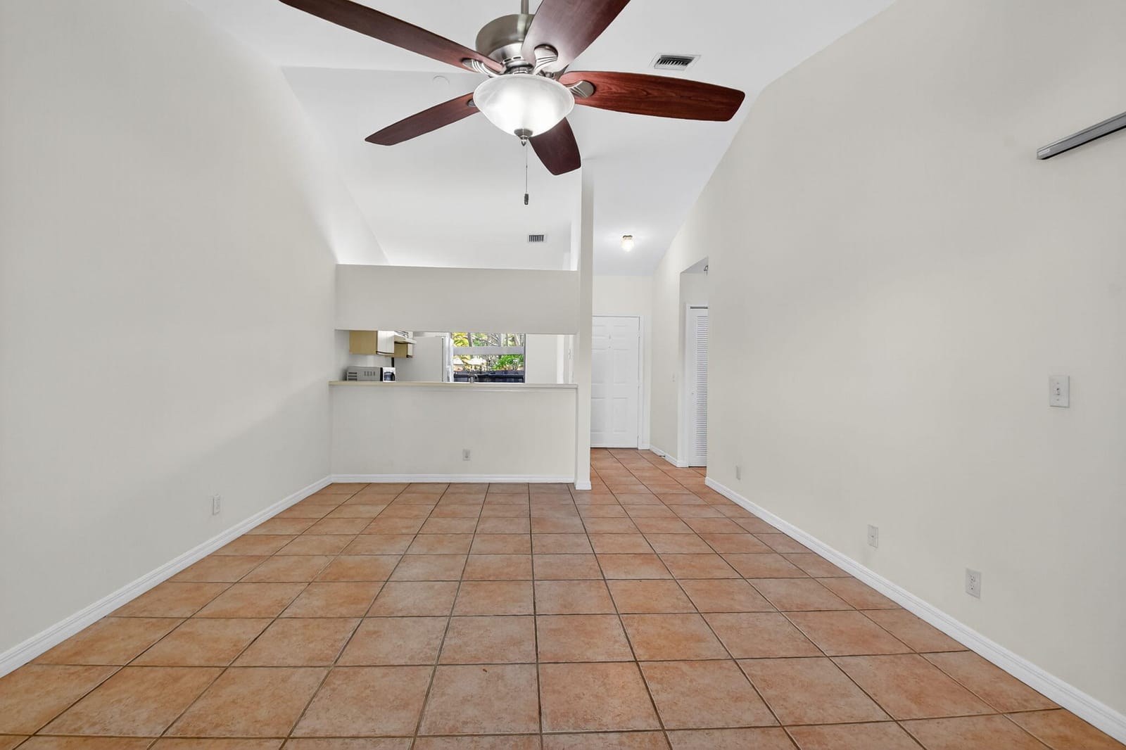 123 Via De Casas Norte, Boynton Beach, FL 33426 photo 9