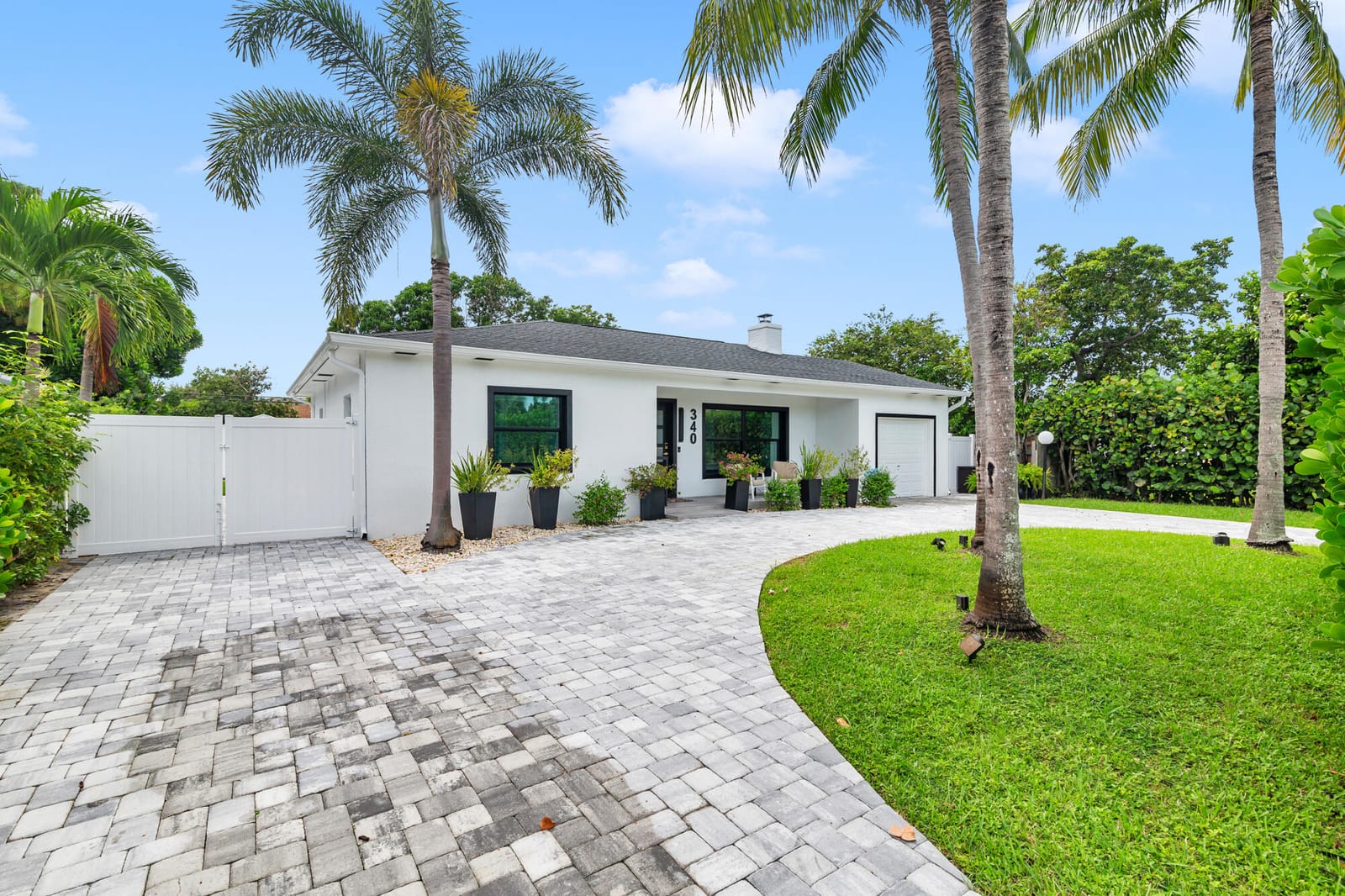 340 Ellamar Road, West Palm Beach, FL 33405 photo 2