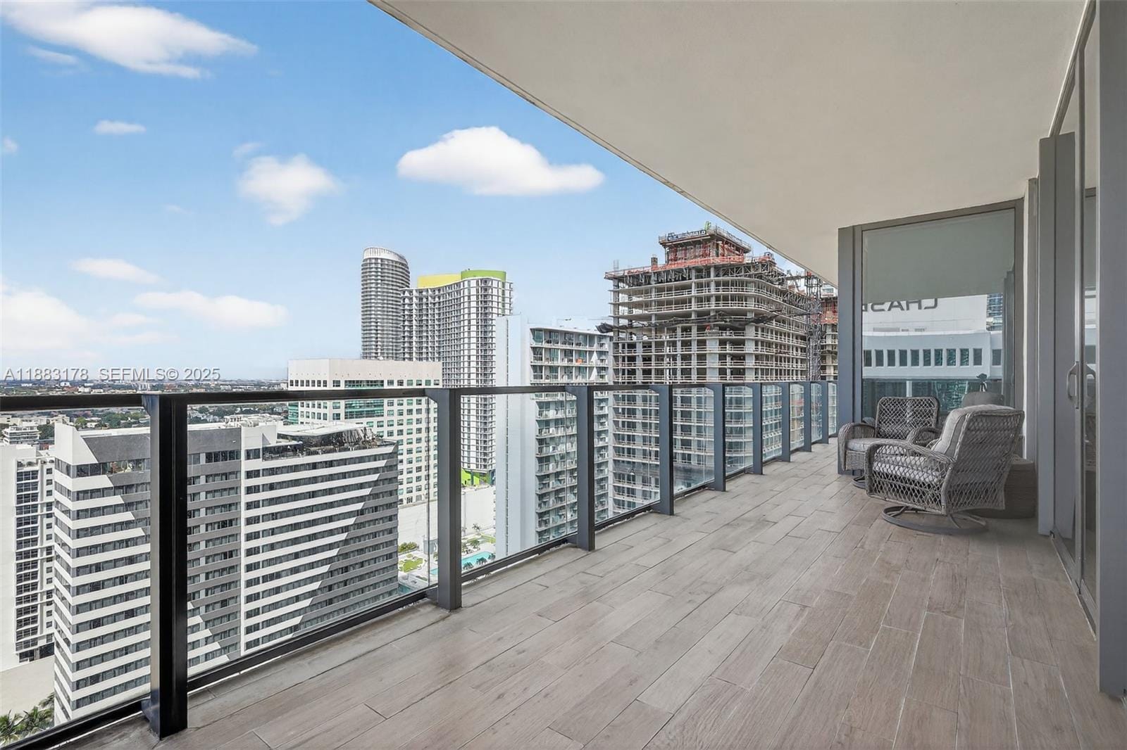 88 SW 7th Street 2402, Miami, FL 33130 photo 11