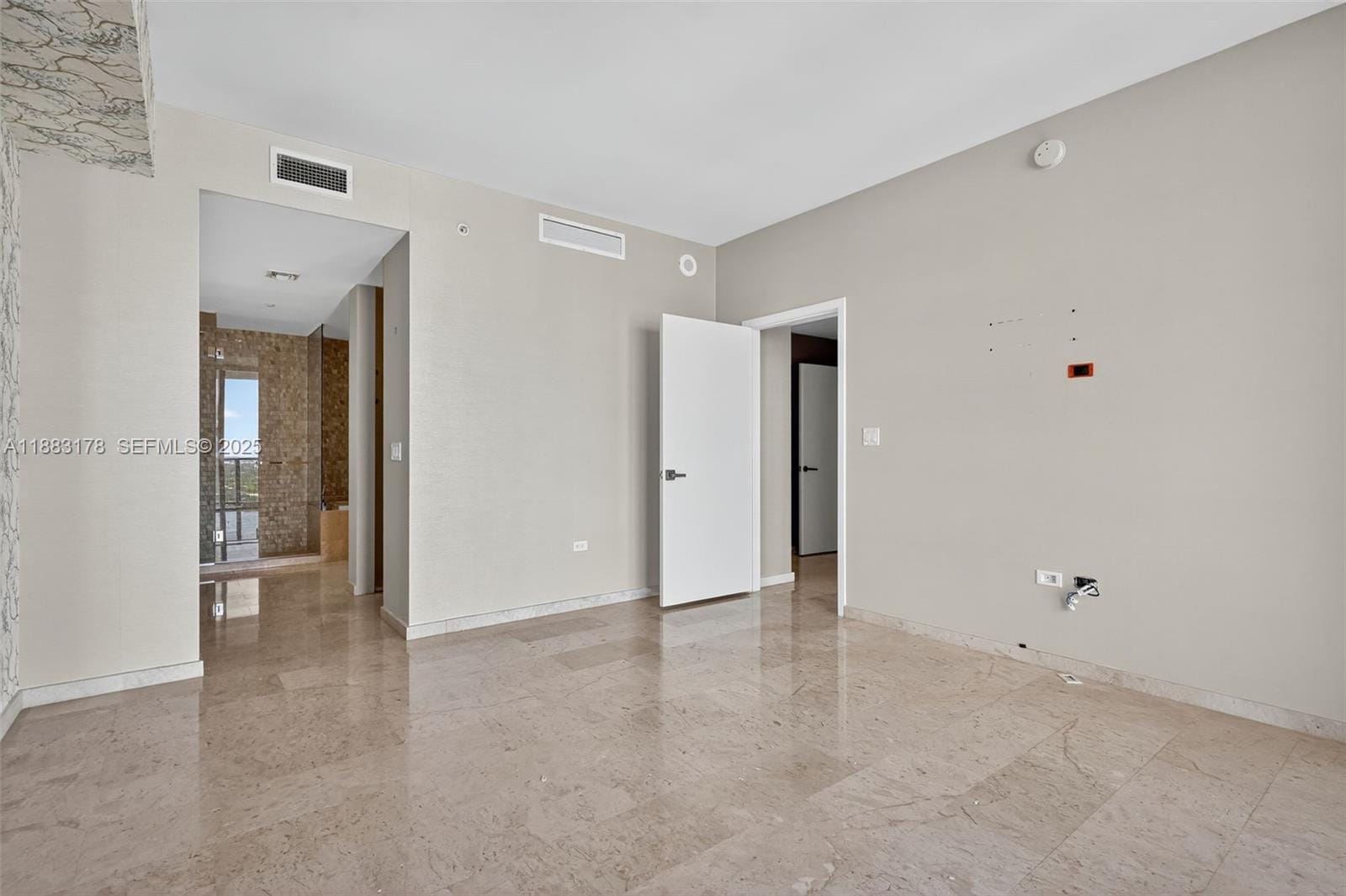 88 SW 7th Street 2402, Miami, FL 33130 photo 14