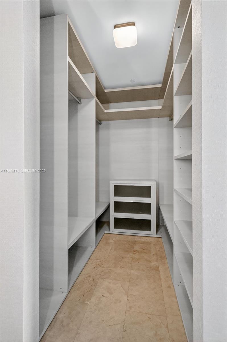 88 SW 7th Street 2402, Miami, FL 33130 photo 18