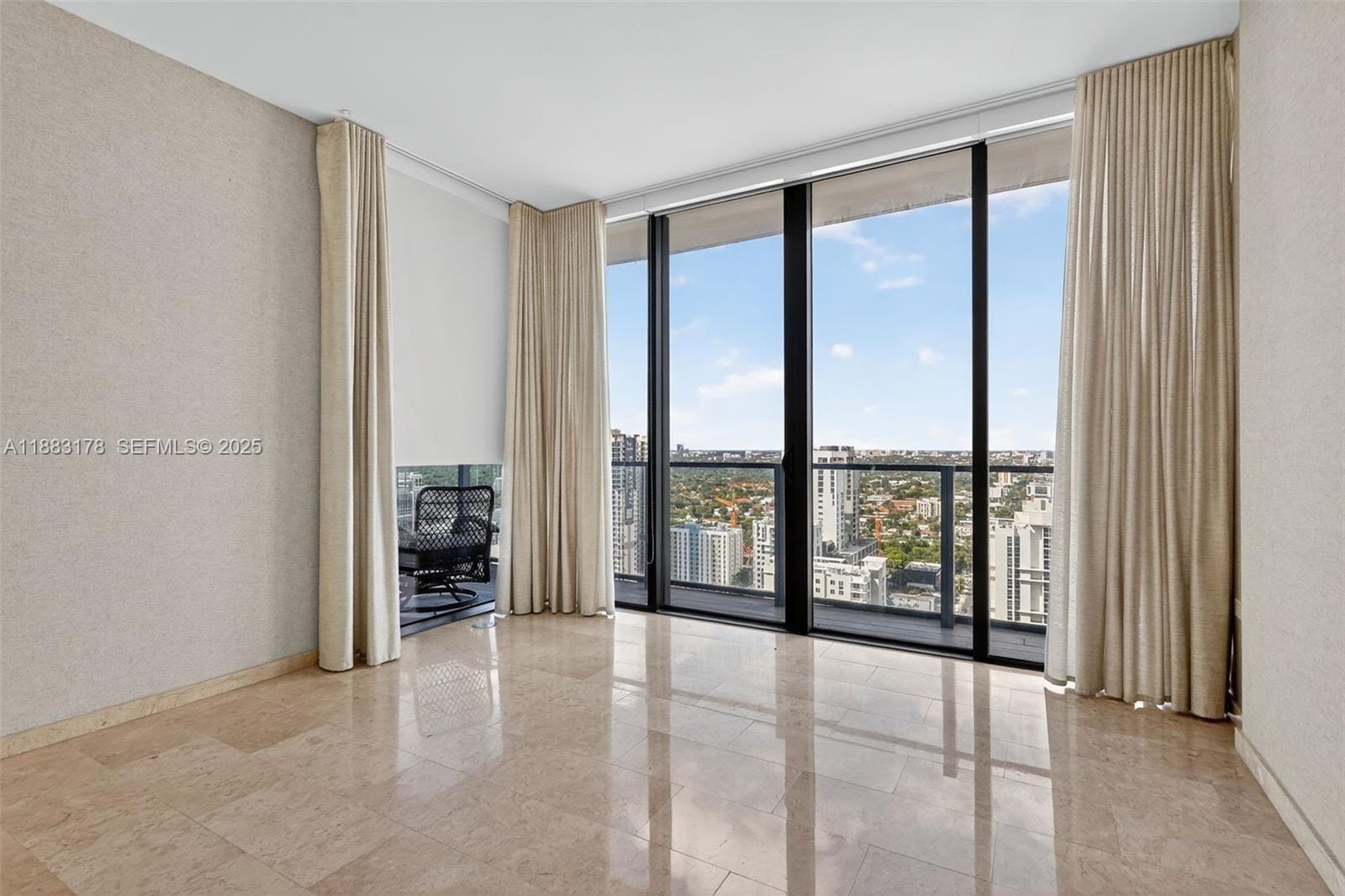 88 SW 7th Street 2402, Miami, FL 33130 photo 21