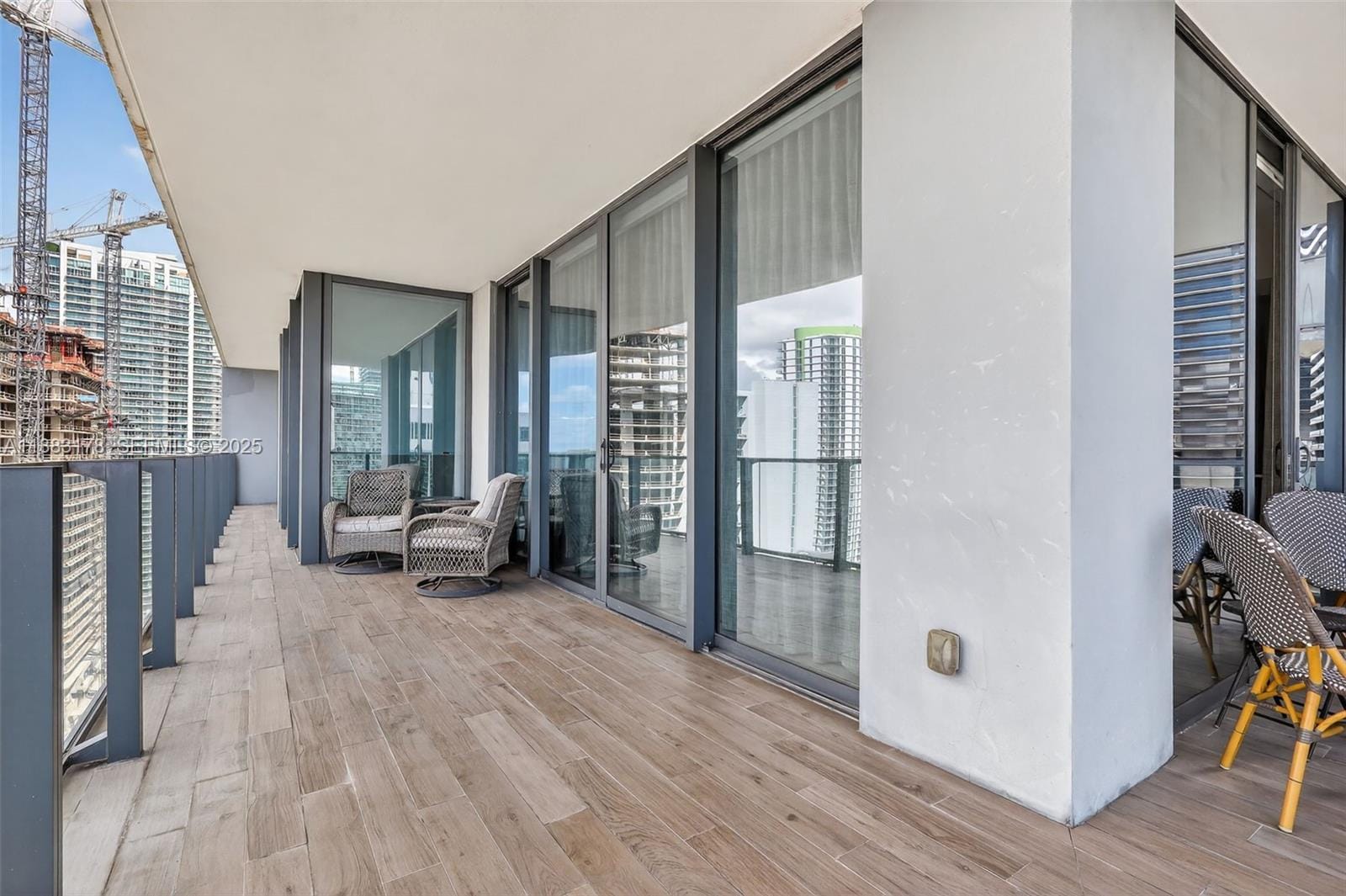 88 SW 7th Street 2402, Miami, FL 33130 photo 10