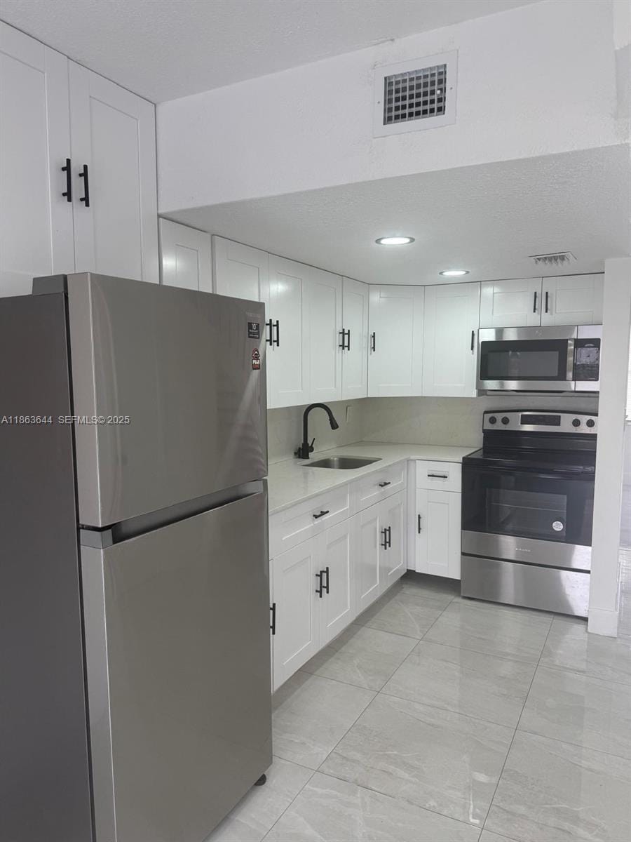 5412 W 20th Avenue 104, Hialeah, FL 33016 photo 7