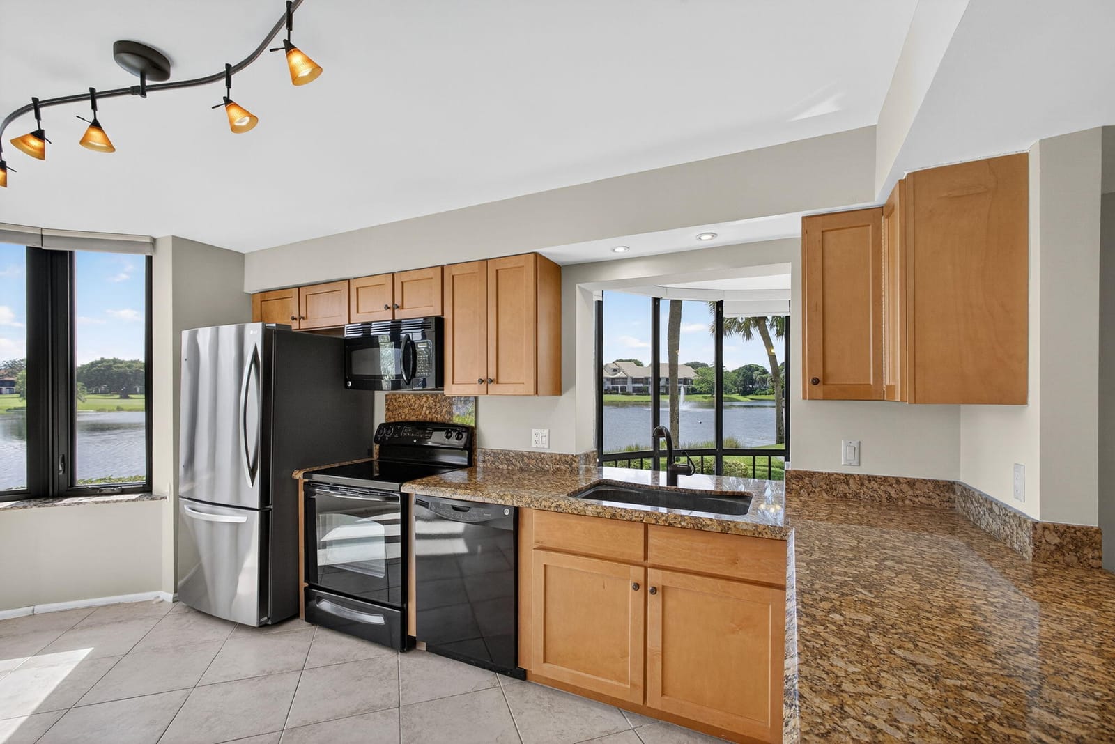 16885 Waterbend Drive 175, Jupiter, FL 33477 photo 12