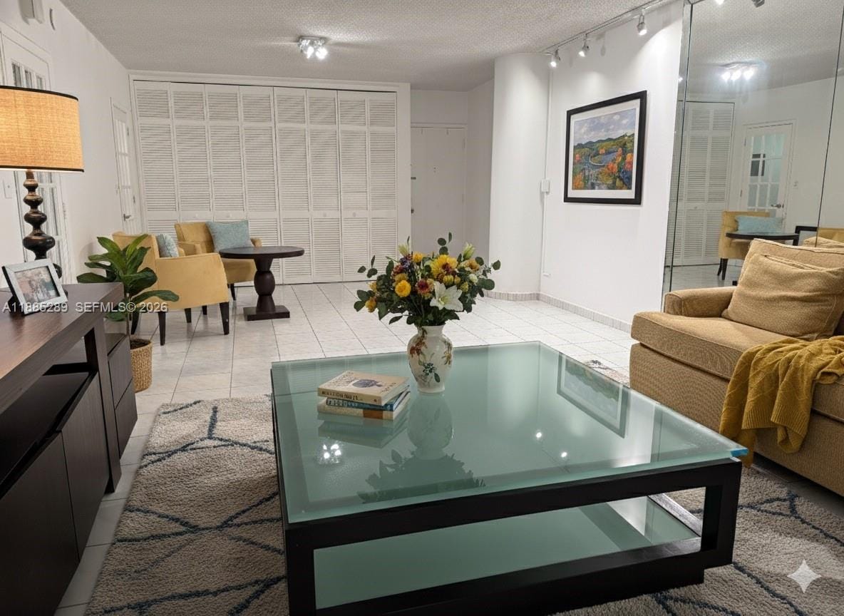 5005 Collins Avenue 523, Miami Beach, FL 33140 photo 4