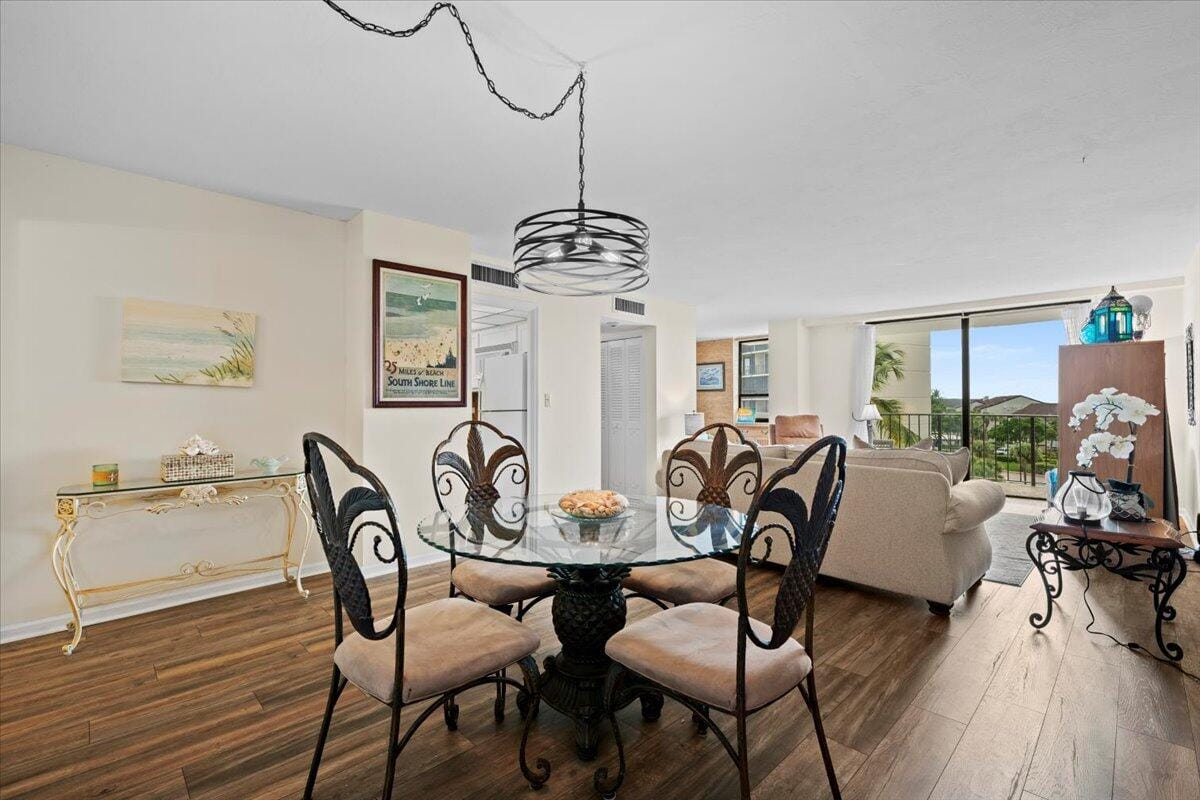 1200 Marine Way 304 — photo 6